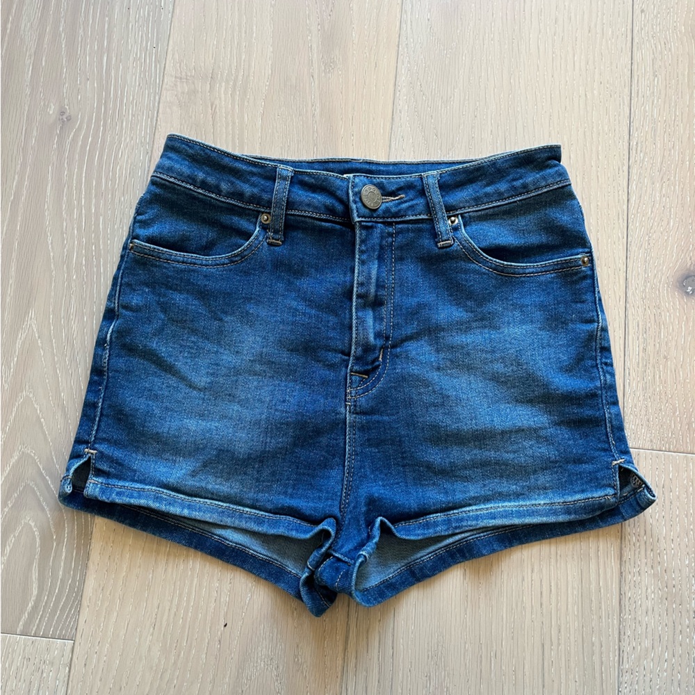 UO BDG Super High Rise Shorts 26